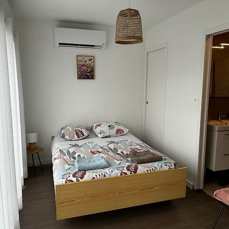 Maison La Capucine Sur Quai De Seine, Wifi, Machine A Laver, Parking Prive Gratuit ヴェルノン エクステリア 写真
