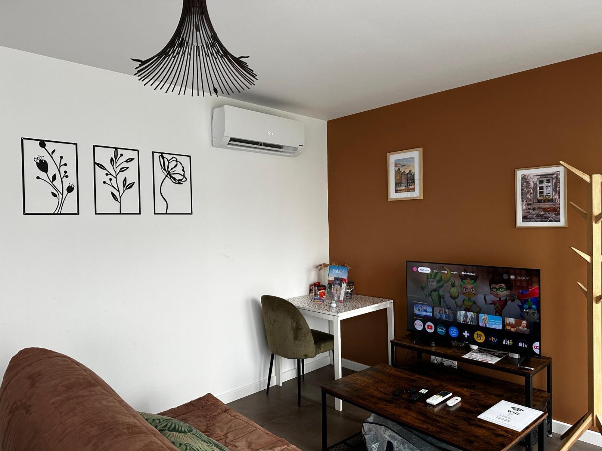 Maison La Capucine Sur Quai De Seine, Wifi, Machine A Laver, Parking Prive Gratuit ヴェルノン エクステリア 写真