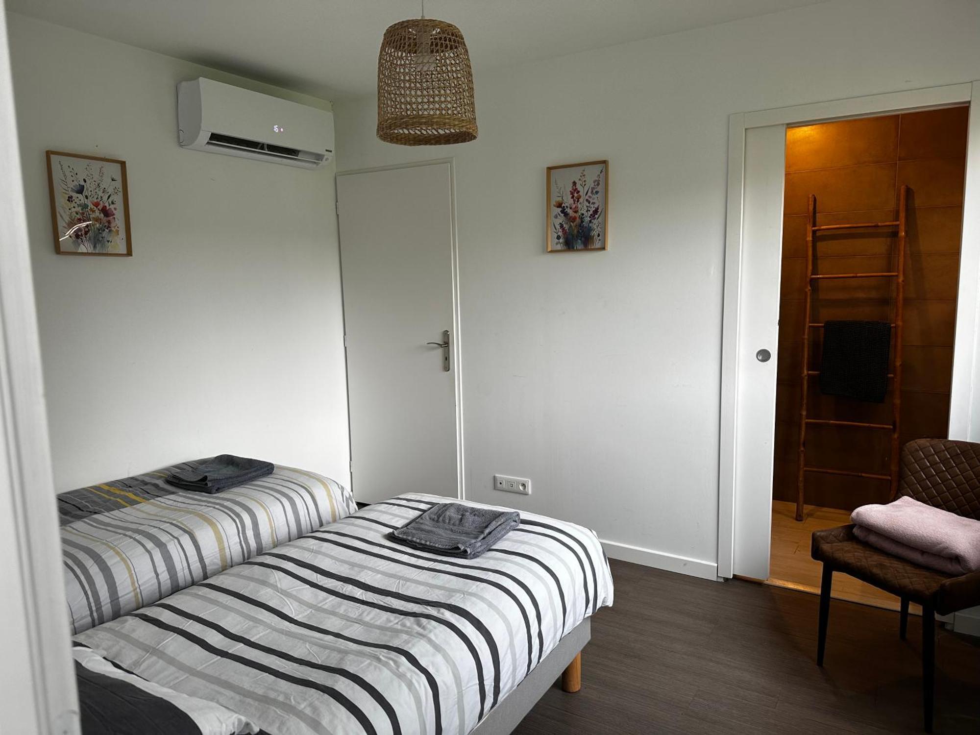 Maison La Capucine Sur Quai De Seine, Wifi, Machine A Laver, Parking Prive Gratuit ヴェルノン エクステリア 写真
